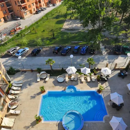 Harmony Suites-1 Private 424 *