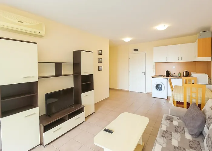 Harmony Suites-1 Private 42а *