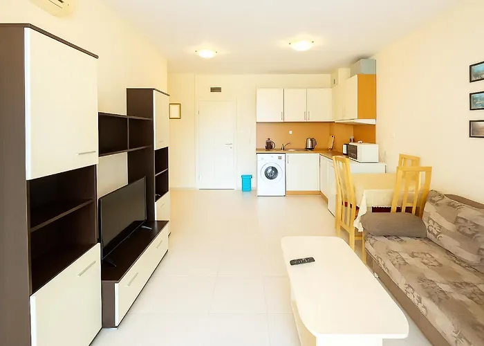 Harmony Suites-1 Private 42а *