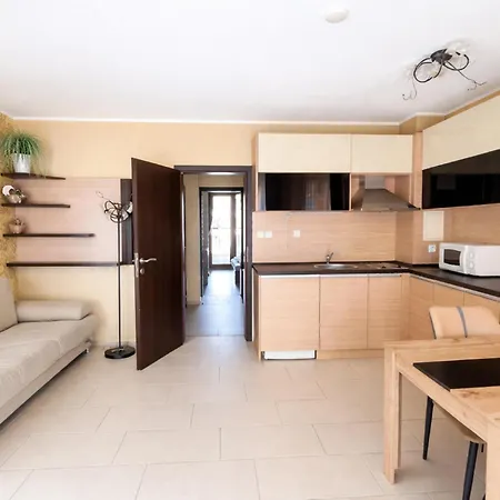 Harmony Suites-1 Private 42а *